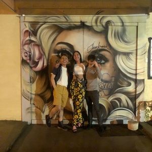 Meet your Posher, Juliana